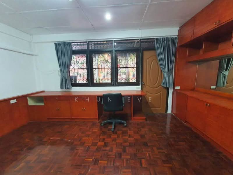 Townhouse for rent near bts udomsuk pet friendly ( SPSEVE2228 ), Bangkok, สุขุมวิท68, Bang Na Nuea, Bang Na, Bangkok, 3 Bedrooms, 150 sqm, Townhouse For Rent, by Khun EVE, 500481851 - DDproperty.com