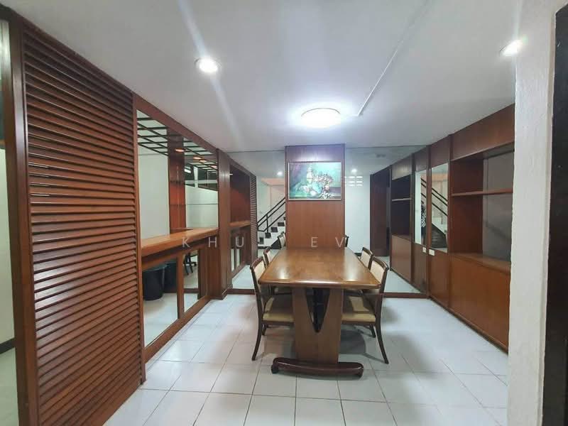 Townhouse for rent near bts udomsuk pet friendly ( SPSEVE2228 ), Bangkok, สุขุมวิท68, Bang Na Nuea, Bang Na, Bangkok, 3 Bedrooms, 150 sqm, Townhouse For Rent, by Khun EVE, 500481851 - DDproperty.com
