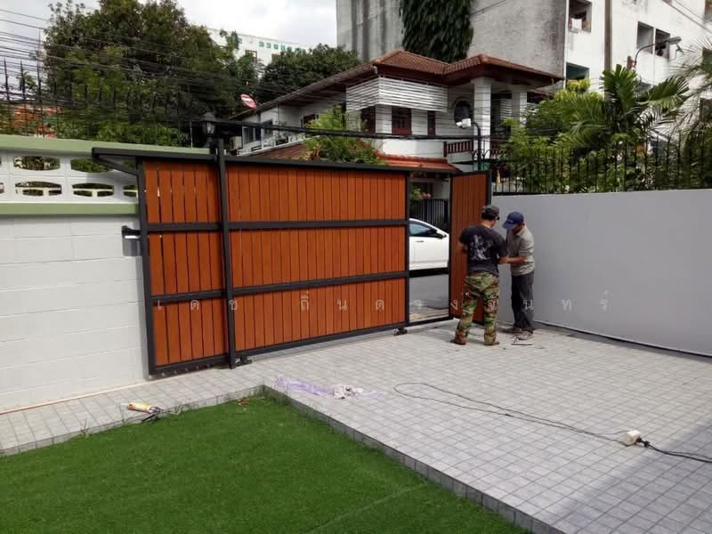 ลาดพร้าว, Bangkok, Samsen Nok, Huai Khwang, Bangkok, 2 Bedrooms, 200 sqm, Single Detached House For Rent, by ภูวเดช ถิ่นดวงจันทร์, 500481879 - DDproperty.com
