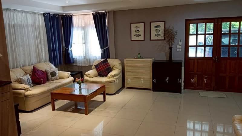ลาดพร้าว, Bangkok, Samsen Nok, Huai Khwang, Bangkok, 2 Bedrooms, 200 sqm, Single Detached House For Rent, by ภูวเดช ถิ่นดวงจันทร์, 500481879 - DDproperty.com