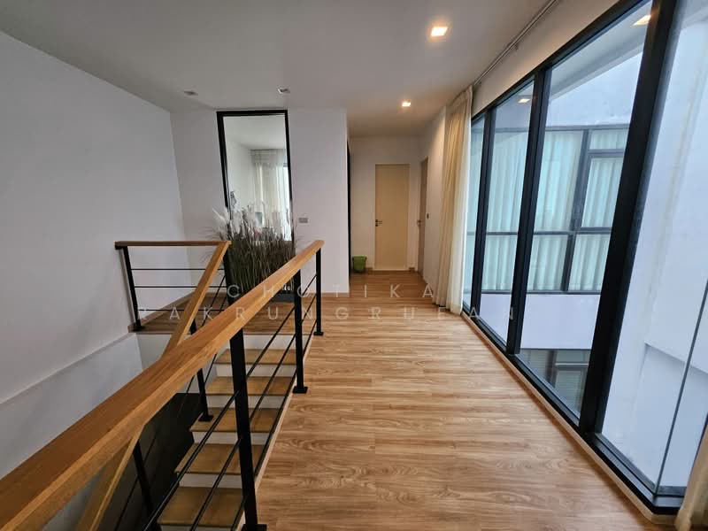 Glam, Bangkok, 161 Soi Satriwitthaya 2 Junction 23, Lat Phrao, Bangkok, 3 Bedrooms, 385 sqm, Townhouse For Rent, by Chotika Rakrungrueang, 500481886 - DDproperty.com