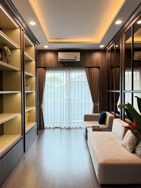 Setthasiri-Krungthep Kreetha 2, Bangkok, Krungthep Kreetha Road, Hua Mak, Bang Kapi, Bangkok, 4 Bedrooms, 273 sqm, Single Detached House For Rent, by Ivy Jang, 500481890 - DDproperty.com