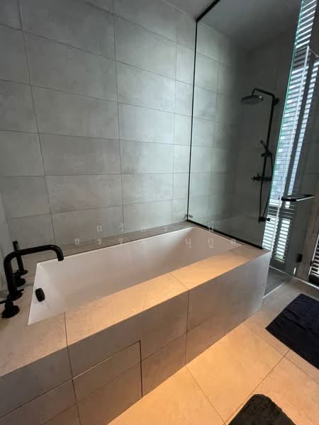 The Lofts Asoke, Bangkok, Sukhumvit 21 Road, Khlongtoei Nua, Watthana, Bangkok, 2 Bedrooms, 74 sqm, Condo For Sale, by ถวัลรัตน์ ธรรมานุกูล, 500481897 - DDproperty.com