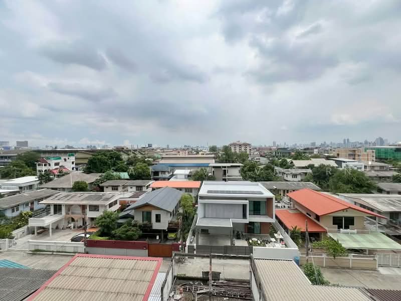 Chewathai Hallmark Ladprao-Chokchai 4, Bangkok, 959 Sangkhom Songkhor Road, Saphan Song, Wang Thonglang, Bangkok, 1 Bedroom, 32 sqm, Condo For Rent, by Nop Satjavitvisarn, 500481951 - DDproperty.com