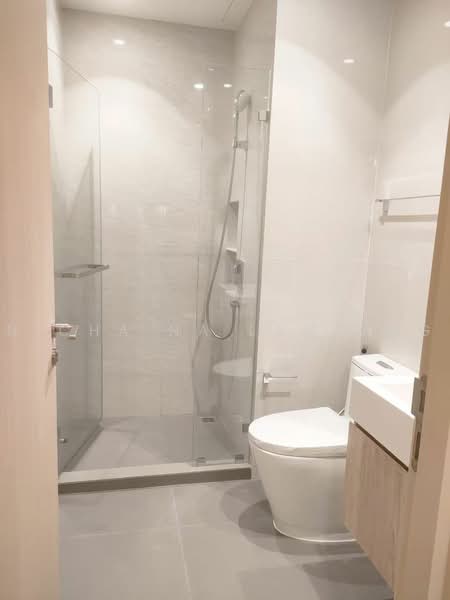 Maru Ekkamai 2, Bangkok, 70-5 Sukhumvit 63 Road, Phra Kanong Nua, Watthana, Bangkok, 1 Bedroom, 35 sqm, Condo For Sale, by Nicha Na Lampang, 500481953 - DDproperty.com
