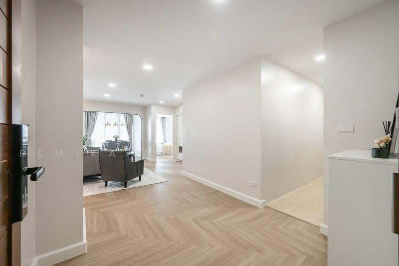 The Niche Sukhumvit 49, Bangkok, Sukhumvit, Khlong Tan Nua, Watthana, Bangkok, 2 Bedrooms, 63 sqm, Condo For Sale, by Pemika Aukkaraleekul, 500481982 - DDproperty.com