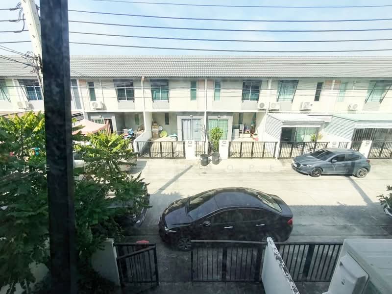 Baan Pruksa 87/2 Srinakarin-Bangna : บ้านพฤกษา 87/2 ศรีนครินทร์-บางนา, สมุทรปราการ, ถนนหนามแดง, บางแก้ว, บางพลี, สมุทรปราการ, 100 ตร.ม., ทาวน์เฮ้าส์ ขาย, โดย The Best Property ตู่, 500481985 - DDproperty.com