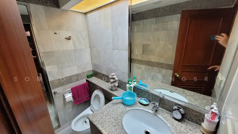 President Park Sukhumvit 24, Bangkok, 99 Sukhumvit 24 Alley, Khlongtoei Nua, Watthana, Bangkok, 3 Bedrooms, 260 sqm, Condo For Rent, by Sompob Buaparungsri, 500482011 - DDproperty.com