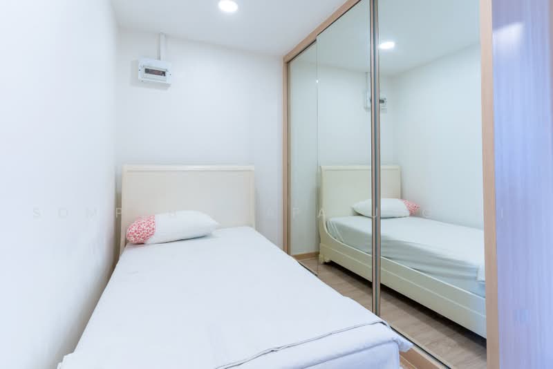 39 Suites, Bangkok, Sukhumvit 39, Khlong Tan Nua, Watthana, Bangkok, 2 Bedrooms, 65 sqm, Condo For Rent, by Sompob Buaparungsri, 500482043 - DDproperty.com
