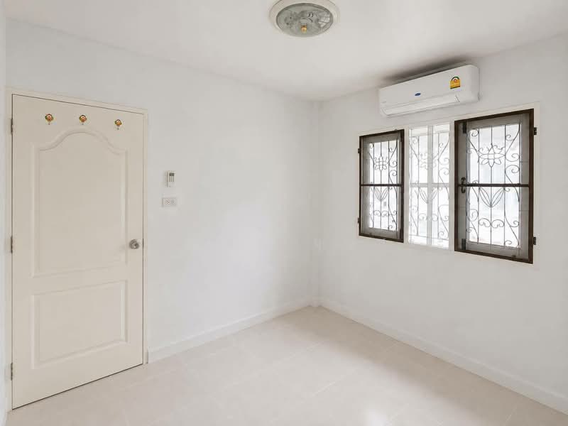 K.C. Greenville, Bangkok, Mitmaitri Road, Khu Fang Nua, Nong Chok, Bangkok, 3 Bedrooms, 180 sqm, Single Detached House For Sale, by กรกฤตย์ บุญสระ, 500482060 - DDproperty.com