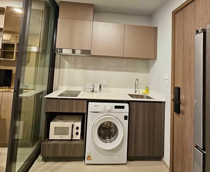 Life Phahon-Ladprao, Bangkok, 996 Phahonyothin Road, Jom Phon, Chatuchak, Bangkok, 1 Bedroom, 35 sqm, Condo For Rent, by Nop Satjavitvisarn, 500482063 - DDproperty.com