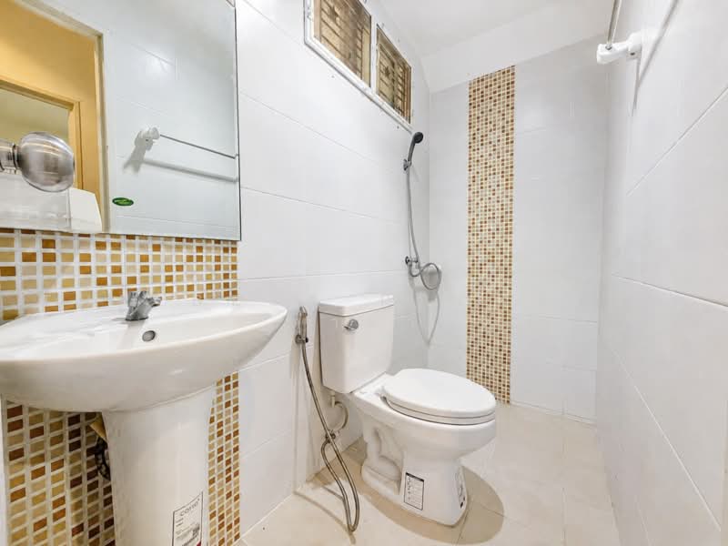 I Leaf Town 2 Rama 2 km 18, Samut Sakhon, Rama 2 Pantainorasingh, Phanthai Norasing, Muang Samut Sakhon, Samut Sakhon, 4 Bedrooms, 100 sqm, Townhouse For Sale, by The Best Property ดาด้า, 500482113 - DDproperty.com