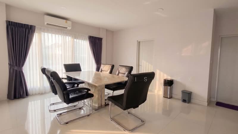 Centro Ramindra-Chatuchot, Bangkok, 4 Kanchanaphisek Road, O-Ngoen, Sai Mai, Bangkok, 4 Bedrooms, 260 sqm, Single Detached House For Sale, by Prueksa Pisapak, 500482121 - DDproperty.com