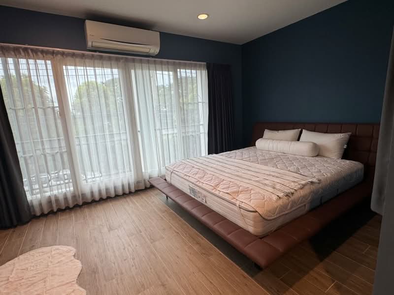 Baan Klang Muang Rama 9 (Motorway), Bangkok, New Bangkok-Chonburi Road, Suan Luang, Bangkok, 3 Bedrooms, 150 sqm, Single Detached House For Rent, by บุษบา รัตนวงษ์ชัย, 500482128 - DDproperty.com