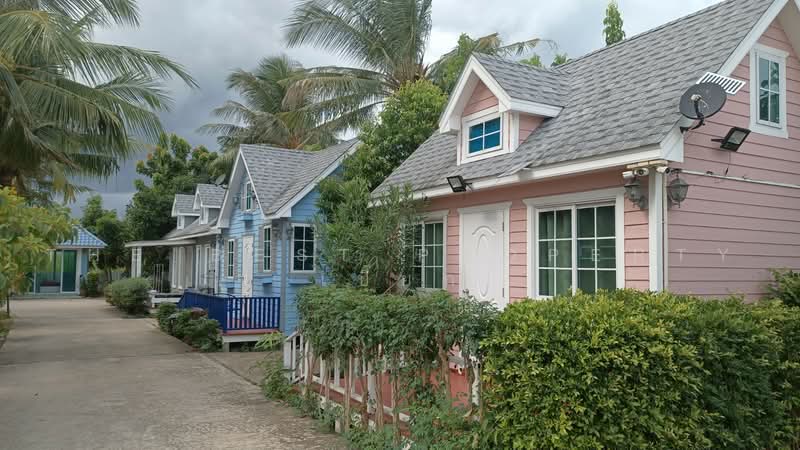 โรงแรมพร้อมกิจการชะอำ เพรชบุรี, Phetchaburi, Cha-am, Cha-Am, Phetchaburi, 10+ Bedrooms, 150 sqm, Single Detached House For Sale, by The Best Property เปี๊ยก, 500482133 - DDproperty.com
