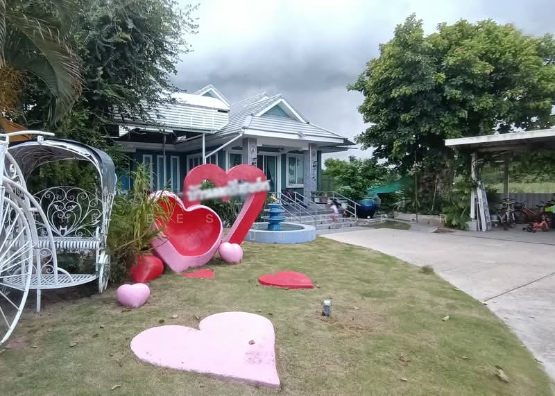 โรงแรมพร้อมกิจการชะอำ เพรชบุรี, Phetchaburi, Cha-am, Cha-Am, Phetchaburi, 10+ Bedrooms, 150 sqm, Single Detached House For Sale, by The Best Property เปี๊ยก, 500482133 - DDproperty.com