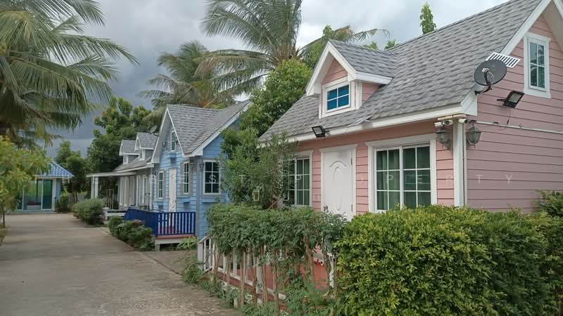 โรงแรมพร้อมกิจการชะอำ เพรชบุรี, Phetchaburi, Cha-am, Cha-Am, Phetchaburi, 10+ Bedrooms, 150 sqm, Single Detached House For Sale, by The Best Property เปี๊ยก, 500482133 - DDproperty.com