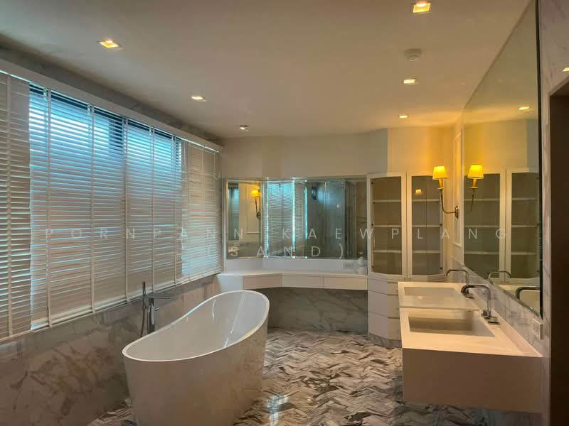 5-Storey Home Office for Rent Thonglor - Ekkamai - Sukhumvit | 900 sq.m, Bangkok, Khlong Tan Nua, Watthana, Bangkok, , 900 sqm, Shophouse For Rent, by Pornpann Kaewplang (Sand), 500482134 - DDproperty.com