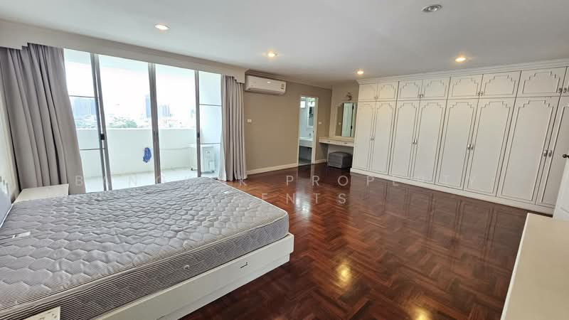 Le Chateau Mansion, Bangkok, 55 ซอยเอกมัย 12 ถนนสุขุมวิท 63 คลองตันเหนือ วัฒนา กทม, Khlong Tan Nua, Watthana, Bangkok, 3 Bedrooms, 240 sqm, Condo For Rent, by BANGKOK PROPERTY AGENTS, 500482136 - DDproperty.com