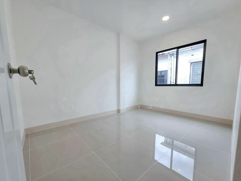 Sweet Home Park Bangbuathong, Nonthaburi, Bang Bua Thong, Nonthaburi, 3 Bedrooms, 128 sqm, Townhouse For Sale, by Poonyaporn Veerabulyarit, 500482149 - DDproperty.com