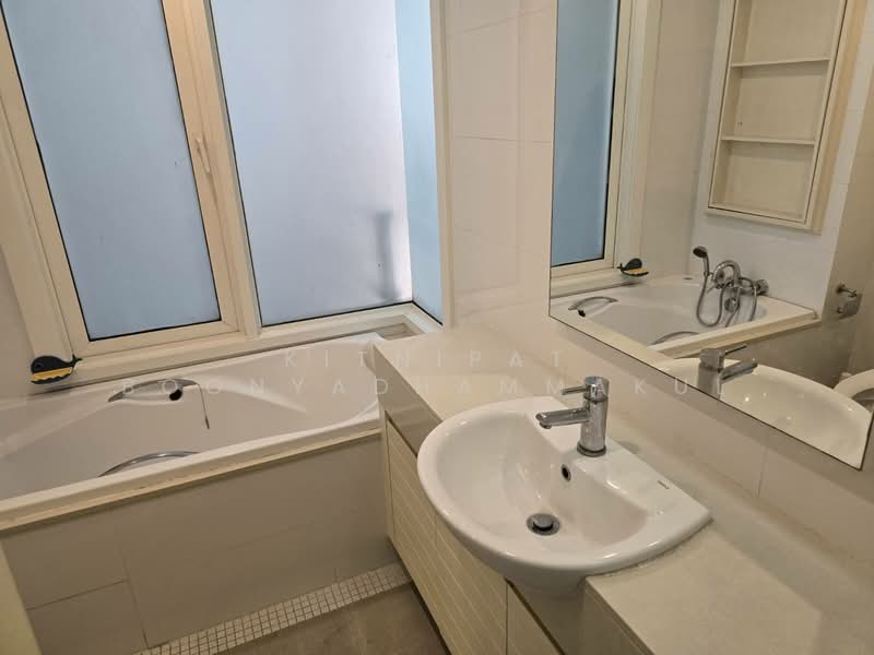 Siri Residence, Bangkok, 21 Soi Sukhumvit 24, Khong Tan, Khlong Toei, Bangkok, 1 Bedroom, 59 sqm, Condo For Sale, by Kitnipat Boonyadhammakul, 500482152 - DDproperty.com