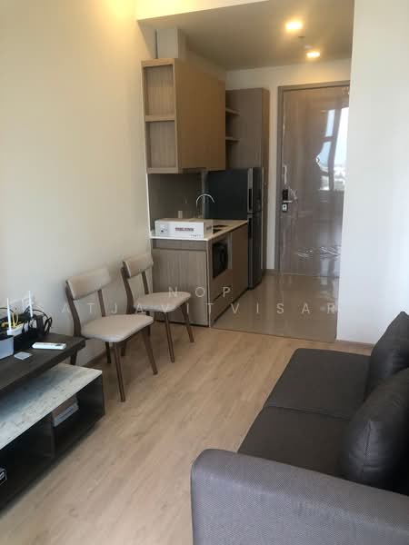 Centric Ratchayothin, Bangkok, 1656 Phahonyothin Rd, Lat Yao, Chatuchak, Bangkok, 1 Bedroom, 34 sqm, Condo For Rent, by Nop Satjavitvisarn, 500482159 - DDproperty.com