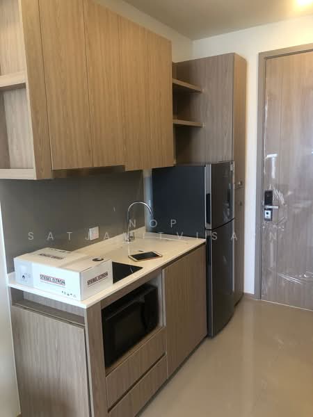 Centric Ratchayothin, Bangkok, 1656 Phahonyothin Rd, Lat Yao, Chatuchak, Bangkok, 1 Bedroom, 34 sqm, Condo For Rent, by Nop Satjavitvisarn, 500482159 - DDproperty.com