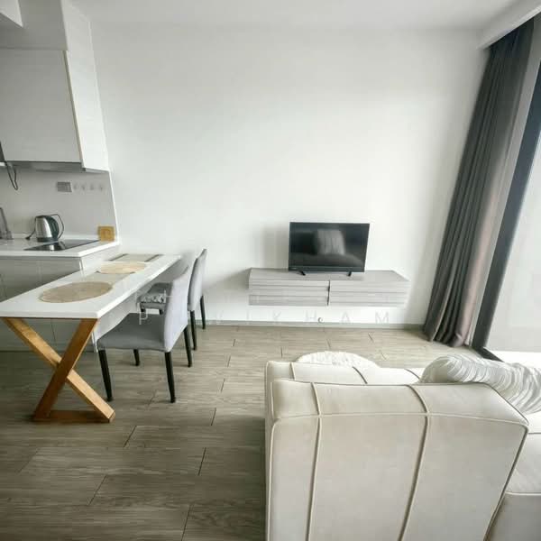 AERAS Beachfront Condominium Jomtien : แอราส คอนโด, ชลบุรี, หมู่ 12 ซอยจอมเทียน 17 ถนนหาดจอมเทียน, หนองปรือ, บางละมุง, ชลบุรี, 35 ตร.ม., คอนโด ขาย, โดย Thitiporn Pawikham, 500482165 - DDproperty.com