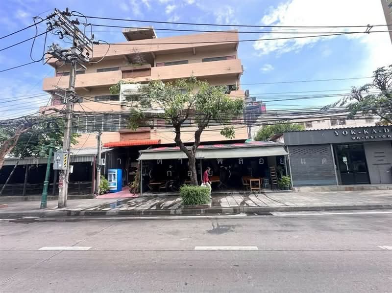 อพาร์ทเม้นท์ 4 ชั้น 39 ตร.ว. อพาร์ทเม้นท์เจริญนคร ตรงข้ามห้างเสนาเฟสท์ ถนนเจริญนคร, Bangkok, ถนนเจริญนคร, Khlong Ton Sai, Khlong San, Bangkok, , 300 sqm, Business For Sale, by คุณ ปารดา พลอยแดง (ก้อย), 500482167 - DDproperty.com
