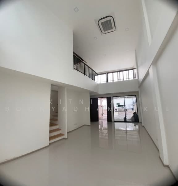 undefined, Bangkok, Bang Khun Sri, Bangkok Noi, Bangkok, 3 Bedrooms, 222 sqm, Townhouse For Sale, by Kitnipat Boonyadhammakul, 500482178 - DDproperty.com