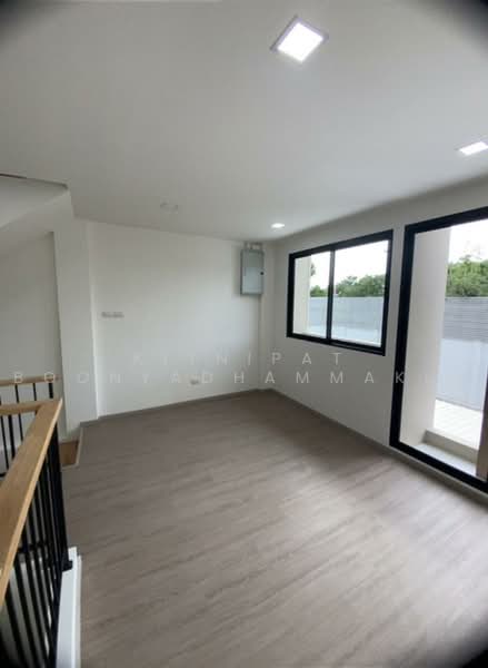undefined, Bangkok, Bang Khun Sri, Bangkok Noi, Bangkok, 3 Bedrooms, 222 sqm, Townhouse For Sale, by Kitnipat Boonyadhammakul, 500482178 - DDproperty.com