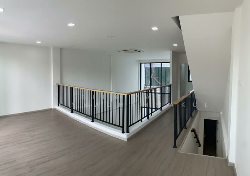 undefined, Bangkok, Bang Khun Sri, Bangkok Noi, Bangkok, 3 Bedrooms, 222 sqm, Townhouse For Sale, by Kitnipat Boonyadhammakul, 500482178 - DDproperty.com