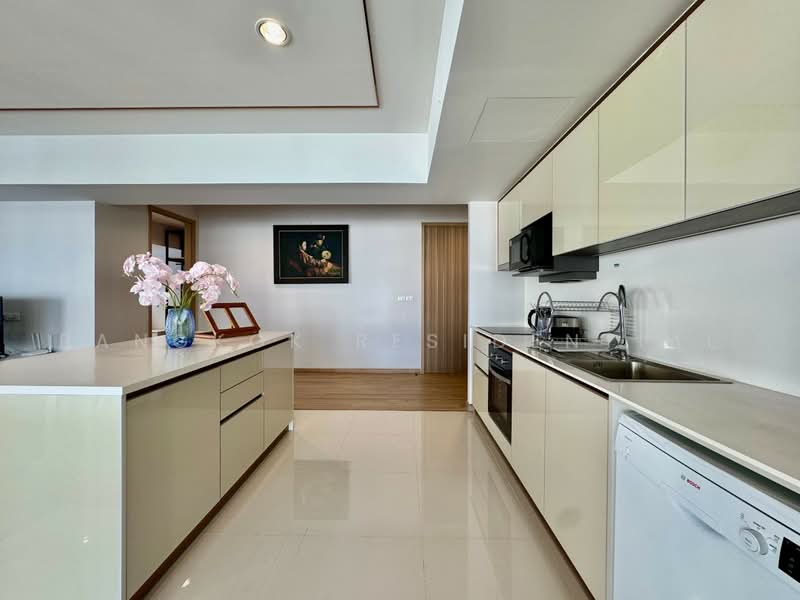 Sathorn 111, Bangkok, Thung Maha Mek, Sathon, Bangkok, 3 Bedrooms, 213 sqm, Apartment For Rent, by Bangkok Residential, 500482196 - DDproperty.com
