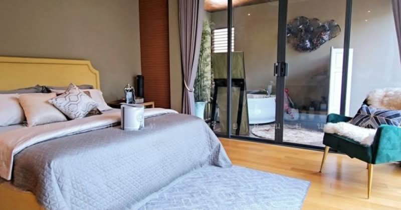 บ้านเดี่ยวสุดหรู ตกแต่งครบ หลังเซนทรัลอีสวิลล์, Bangkok, Lat Phrao, Bangkok, 4 Bedrooms, 700 sqm, Single Detached House For Rent, by จิตตานันท์ อริยธันยนนท์, 500482229 - DDproperty.com