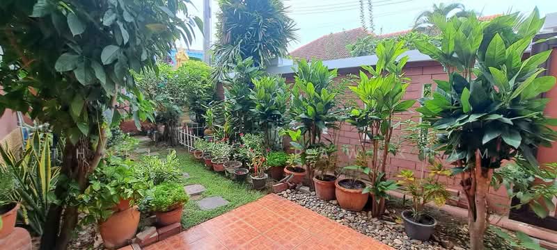 undefined, Chon Buri (Pattaya), Nong Pru, Bang Lamung (Pattaya), Chon Buri (Pattaya), 4 Bedrooms, 220 sqm, Single Detached House For Sale, by Thitiporn Pawikham, 500482231 - DDproperty.com