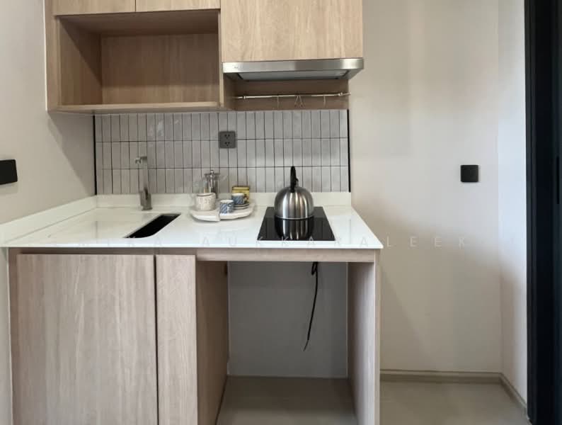 Life Charoennakhon-Sathorn, Bangkok, 670 Charoen Nakhon Road, Bang Lam Phu Lang, Khlong San, Bangkok, 1 Bedroom, 35 sqm, Condo For Sale, by Pemika Aukkaraleekul, 500482238 - DDproperty.com