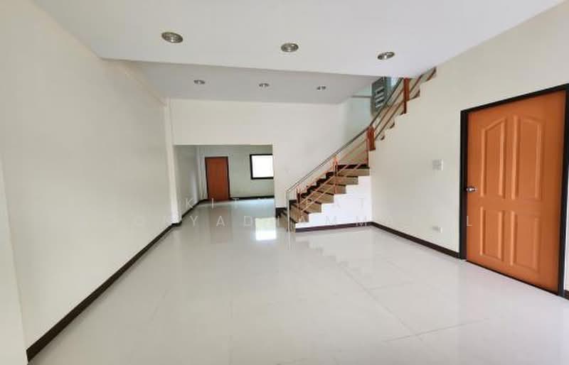 ทาวน์เฮ้าส์ 3-ห้องนอน, กรุงเทพ, บางขุนนนท์, บางกอกน้อย, กรุงเทพ, 190 ตร.ม., ทาวน์เฮ้าส์ ขาย, โดย Kitnipat Boonyadhammakul, 500482255 - DDproperty.com