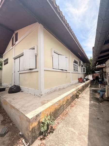 บ้านเดี่ยวศรีราชา ชลบุรี, Chon Buri (Pattaya), Bang Phra, Si Racha, Chon Buri (Pattaya), 2 Bedrooms, 150 sqm, Single Detached House For Sale, by The Best Property ตั๊กกี้, 500482274 - DDproperty.com