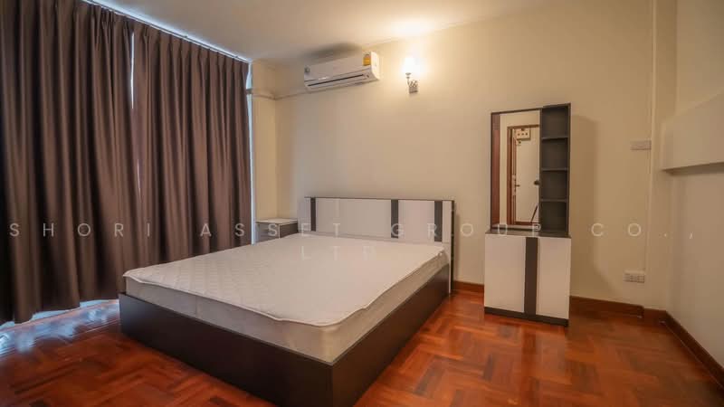 Ekkamai Villa, Bangkok, Khlong Tan Nua, Watthana, Bangkok, 5 Bedrooms, 350 sqm, Townhouse For Rent, by Shori Asset Group Co., Ltd., 500482277 - DDproperty.com