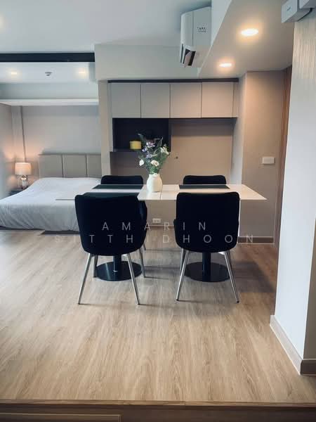 Lloyd Soonvijai-Thonglor, Bangkok, Soi Phetchaburi 47, Phetchaburi Road, Bang Kapi, Huai Khwang, Bangkok, 2 Bedrooms, 62 sqm, Condo For Rent, by Amarin Sitthidhoon, 500482279 - DDproperty.com
