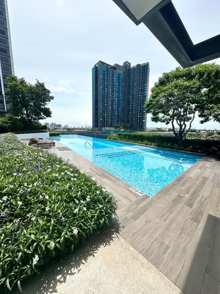 The Key MRT Phetkasem 48, Bangkok, 222 Phet Kasem Road, Bang Wa, Phasi Charoen, Bangkok, 2 Bedrooms, 49 sqm, Condo For Sale, by Pemika Aukkaraleekul, 500482280 - DDproperty.com