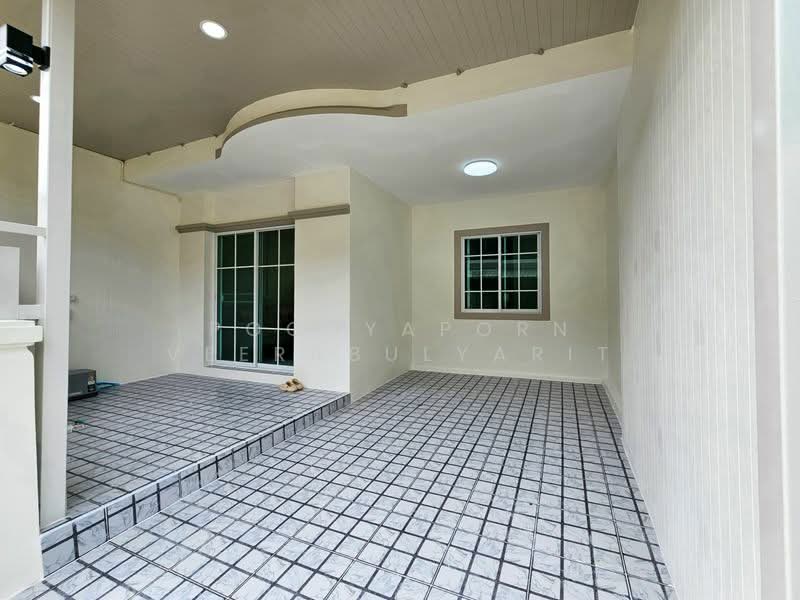 Baan Buathong 4, Nonthaburi, Ban Kluay-Sai Noi Road, Phimonrat, Bang Bua Thong, Nonthaburi, 4 Bedrooms, 144 sqm, Townhouse For Sale, by Poonyaporn Veerabulyarit, 500482297 - DDproperty.com