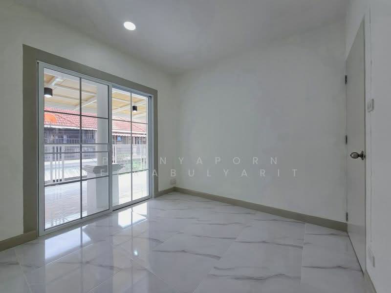 Baan Buathong 4 : บ้านบัวทอง 4, นนทบุรี, ถ.บ้านกล้วย-ไทรน้อย, พิมลราช, บางบัวทอง, นนทบุรี, 144 ตร.ม., ทาวน์เฮ้าส์ ขาย, โดย Poonyaporn Veerabulyarit, 500482297 - DDproperty.com