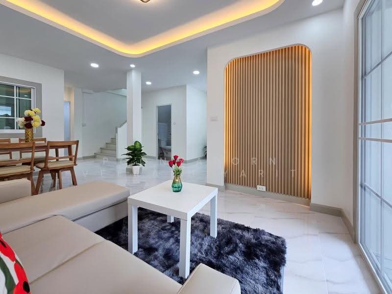 Baan Buathong 4 : บ้านบัวทอง 4, นนทบุรี, ถ.บ้านกล้วย-ไทรน้อย, พิมลราช, บางบัวทอง, นนทบุรี, 144 ตร.ม., ทาวน์เฮ้าส์ ขาย, โดย Poonyaporn Veerabulyarit, 500482297 - DDproperty.com
