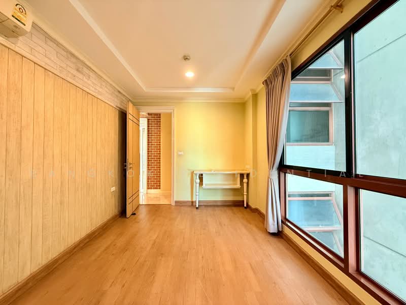 The Crest Ruamrudee, Bangkok, Soi Ruamrudee 2, Witthayu Road, Lumphini, Pathum Wan, Bangkok, 2 Bedrooms, 110 sqm, Condo For Rent, by Bangkok Residential, 500482330 - DDproperty.com