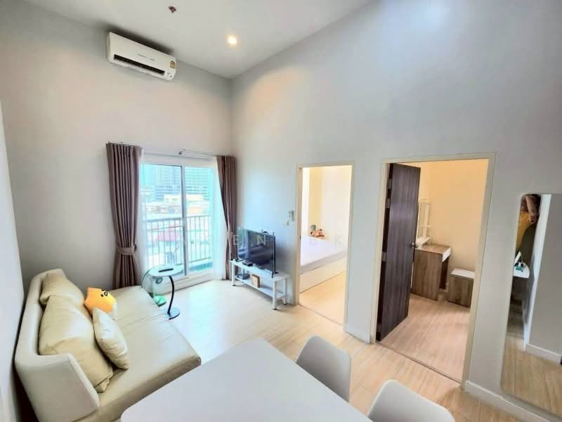 Metro Sky Wutthakat, Bangkok, Thanon Wutthakat, Talat Plu, Thon Buri, Bangkok, 1 Bedroom, 40 sqm, Condo For Rent, by Agentbkk, 500482350 - DDproperty.com