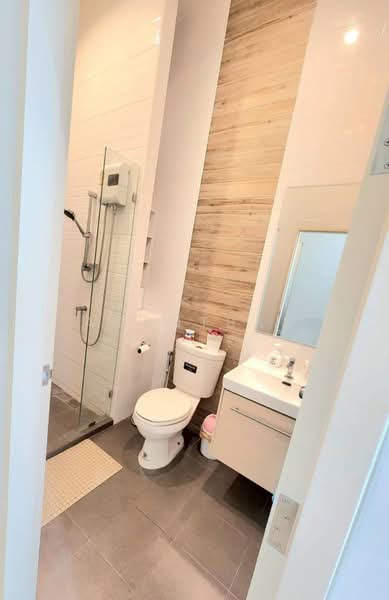 Metro Sky Wutthakat, Bangkok, Thanon Wutthakat, Talat Plu, Thon Buri, Bangkok, 1 Bedroom, 40 sqm, Condo For Rent, by Agentbkk, 500482350 - DDproperty.com