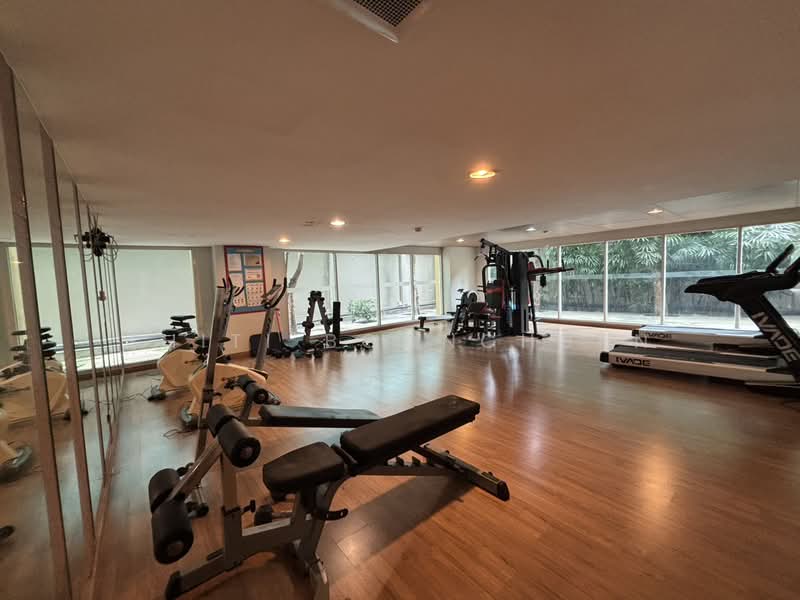 The Crest Sukhumvit 24, Bangkok, Soi Methi Niwet, Khong Tan, Khlong Toei, Bangkok, 3 Bedrooms, 248 sqm, Condo For Rent, by Thiti Boonchurn, 500482355 - DDproperty.com