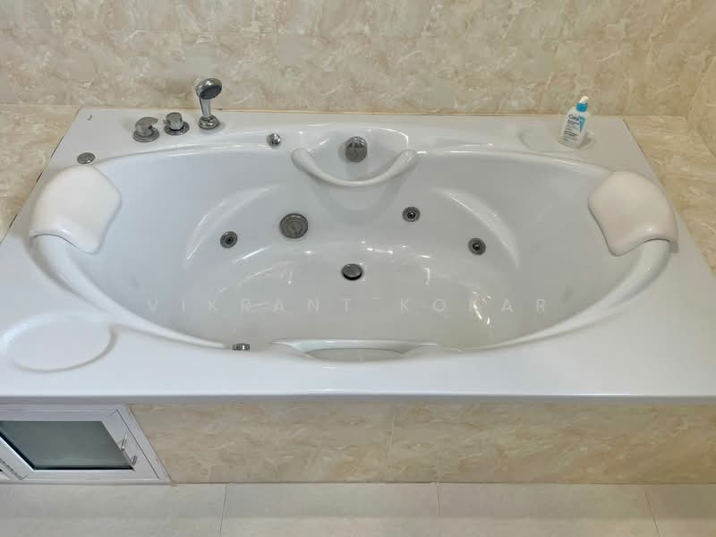 The Room 1 Bangsaen, Chon Buri (Pattaya), Bangsaen Sai 4 Nuea Road, Saen Suk, Muang Chon Buri, Chon Buri (Pattaya), 2 Bedrooms, 84 sqm, Condo For Sale, by Vikrant Kokar, 500482365 - DDproperty.com