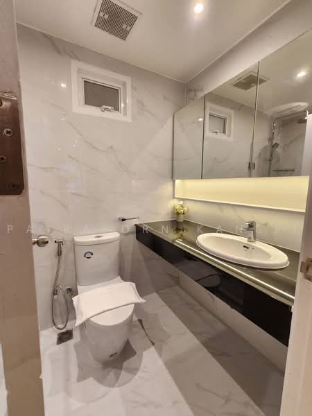 Belle Park Residence, Bangkok, 375 Sathu Pradit 19 Alley, Chong Nonsi, Yan Nawa, Bangkok, 2 Bedrooms, 88 sqm, Condo For Sale, by Patraporn Kansri, 500482388 - DDproperty.com